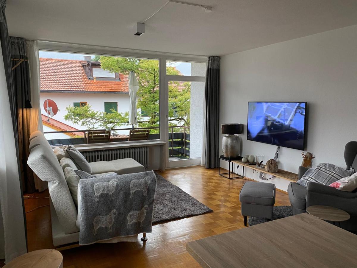 Ludwigslust - Ferienappartement Mit Bergblick Schwangau Exteriör bild
